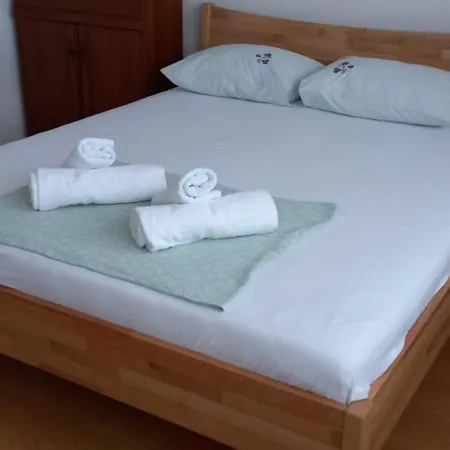 Apartamento Yuka Family 1-8 Persons 130m2 *